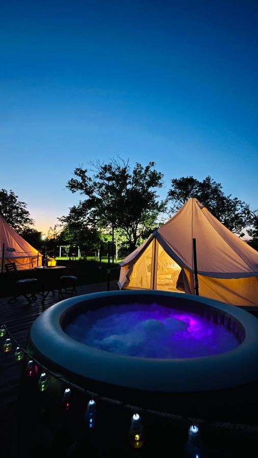 Green Garden Glamping Retezat Balan  ภายนอก รูปภาพ