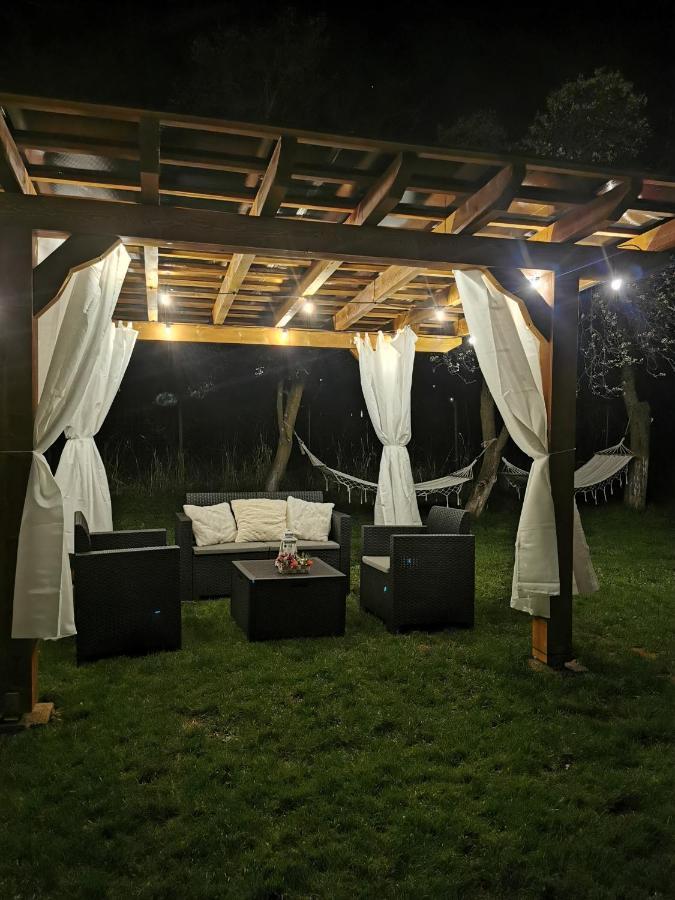 Green Garden Glamping Retezat Balan  ภายนอก รูปภาพ