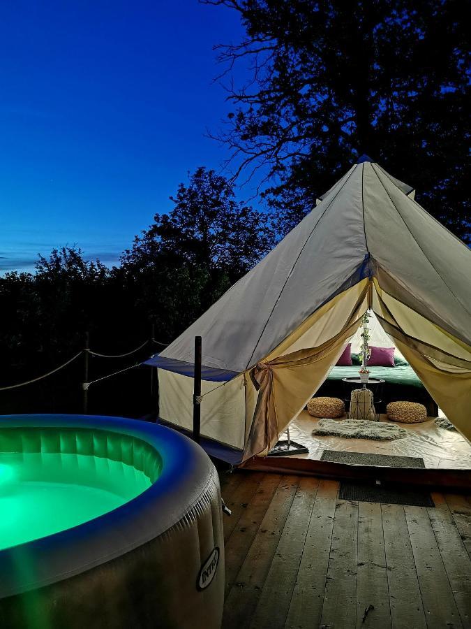 Green Garden Glamping Retezat Balan  ภายนอก รูปภาพ