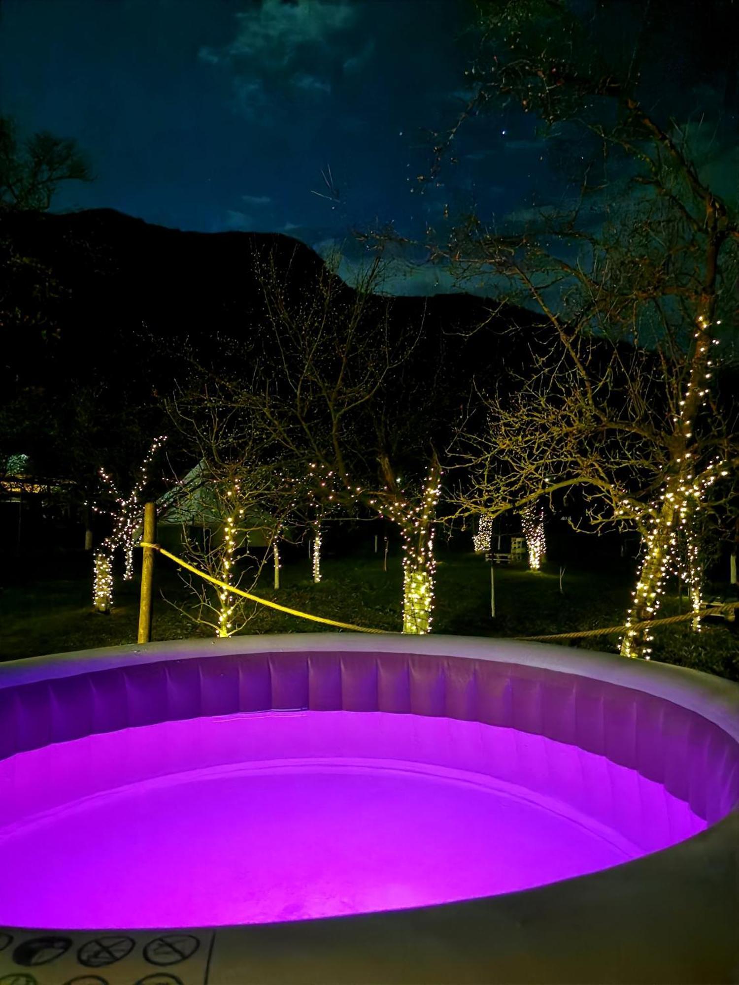 Green Garden Glamping Retezat Balan  ภายนอก รูปภาพ